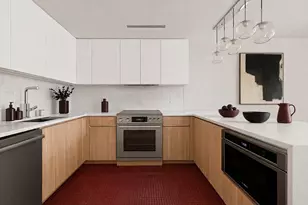 101 S 4th St, New York City, NY 11249 - Photo 3