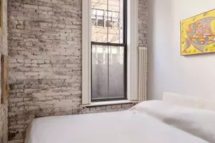 221 W 21st St, New York City, NY 10011 - Photo 7