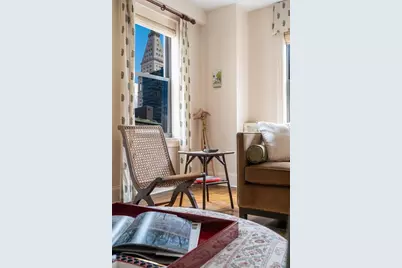 60 Gramercy Park N #17B, New York City, NY 10010 - Photo 3
