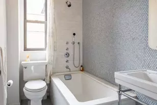 60 Gramercy Park N, New York City, NY 10010 - Photo 15