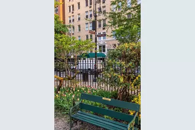 60 Gramercy Park N #17B, New York City, NY 10010 - Photo 19