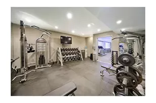 211 E 51st St, New York City, NY 10022 - Photo 9