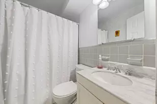 310 E 70th St, New York City, NY 10021 - Photo 5
