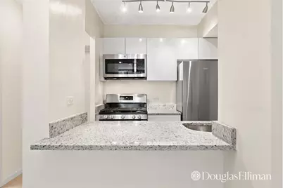 250 E 40th Street #3C, New York City, NY 10016 - Photo 3