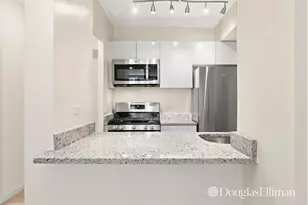 250 E 40th St, New York City, NY 10016 - Photo 3