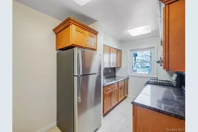 148-07 61st Road, New York City, NY 11367 - Photo 9