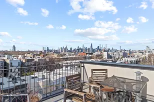 20 Hausman St, New York City, NY 11222 - Photo 7