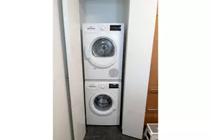 100 W 58th St, New York City, NY 10019 - Photo 9