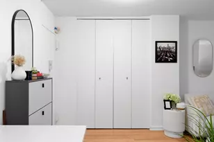 300 E 40th St, New York City, NY 10016 - Photo 9