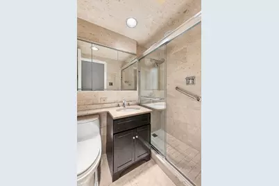 75 E End Avenue #5D, New York, NY 10028 - Photo 7