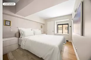 421 Hudson St, New York City, NY 10014 - Photo 9