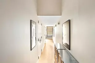 421 Hudson St, New York City, NY 10014 - Photo 11