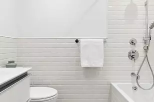 207 E 21st St, New York City, NY 10010 - Photo 13