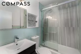 220 E 60th St, New York City, NY 10022 - Photo 5