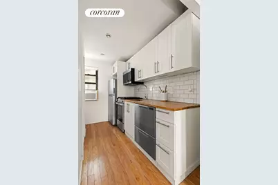 113 1/2 W 15th Street #2E, New York City, NY 10011 - Photo 3