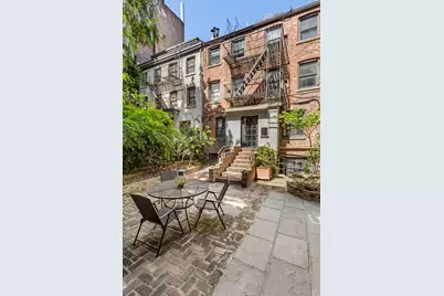 113 1/2 W 15th Street #2E, New York City, NY 10011 - Photo 13