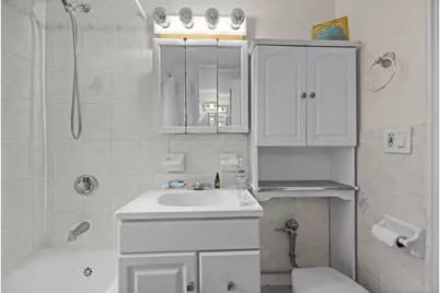 325 W 45th Street #403, New York City, NY 10036 - Photo 5