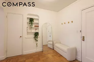 303 E 37th St, New York City, NY 10016 - Photo 5