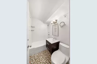 10 W 15th Street #912, New York, NY 10011 - Photo 7