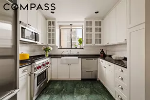 131 E 81st St, New York City, NY 10028 - Photo 3