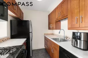 231 E 110th St, New York City, NY 10029 - Photo 7