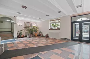 868 E 7th St, New York City, NY 11230 - Photo 9