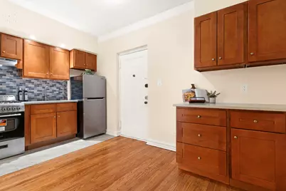 63-109 Saunders Street #A3, Rego Park, NY 11370 - Photo 3