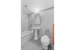 410 W 24th St, New York City, NY 10011 - Photo 7