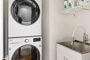 100 6th Ave, New York City, NY 11217 - Photo 25