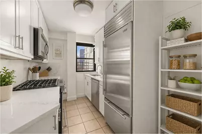 301 E 64th Street #17B, New York City, NY 10065 - Photo 3