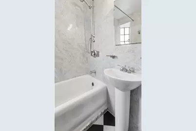 333 E 41st Street #4E, New York City, NY 10017 - Photo 7