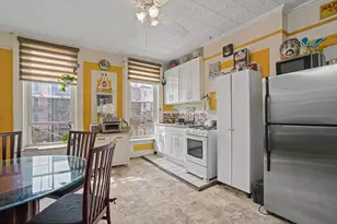 92 4th Pl, New York City, NY 11231 - Photo 3
