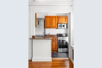 325 W 45th Street #401, New York City, NY 10036 - Photo 7