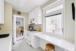 10 W 66th St, New York City, NY 10023 - Photo 15