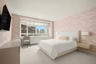 190 E 72nd St, New York City, NY 10021 - Photo 11