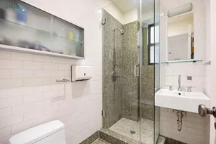 41 W 82 St, New York City, NY 10024 - Photo 9