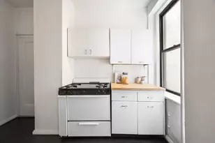 255 W 84th St, New York, NY 10024 - Photo 13