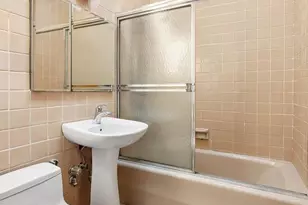 2575 E 19th St, New York City, NY 11235 - Photo 9