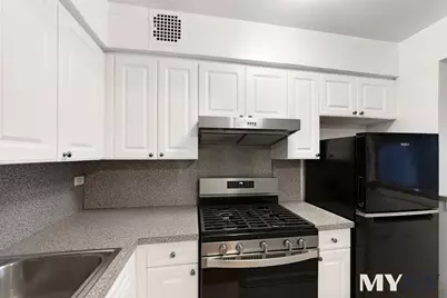 5235 Post Road #3H, New York City, NY 10471 - Photo 5