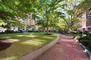 225 Rector Pl, New York City, NY 10280 - Photo 15