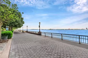 225 Rector Pl, New York City, NY 10280 - Photo 19