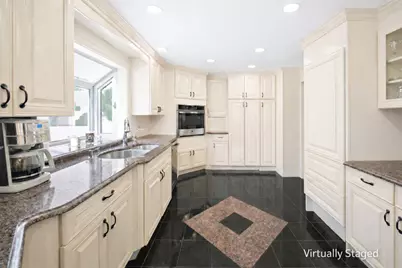 728 Huguenot Avenue, New York, NY 10312 - Photo 3