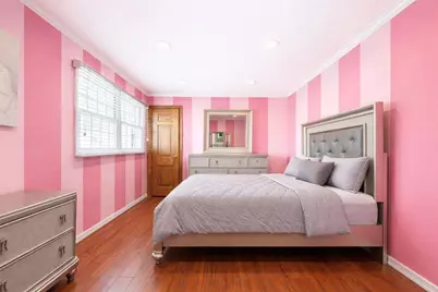 728 Huguenot Avenue, New York, NY 10312 - Photo 15