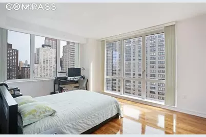 200 W End Avenue #20A, New York City, NY 10023 - Photo 3