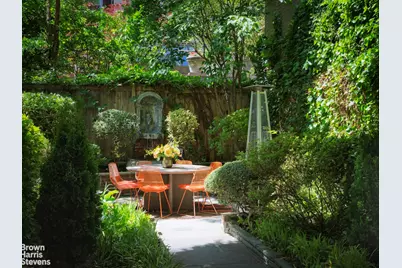 208 E 62nd Street, New York City, NY 10065 - Photo 9