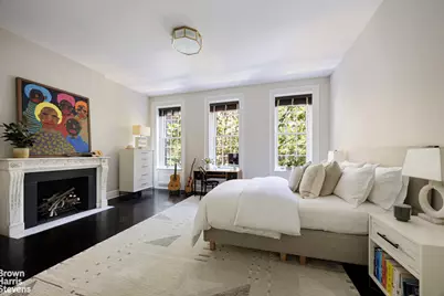 208 E 62nd Street, New York City, NY 10065 - Photo 29