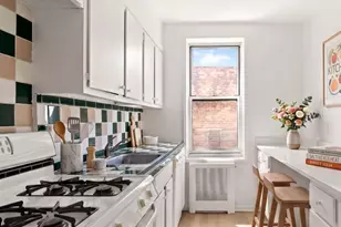 310 Beverley Rd, Brooklyn, NY 11218 - Photo 5