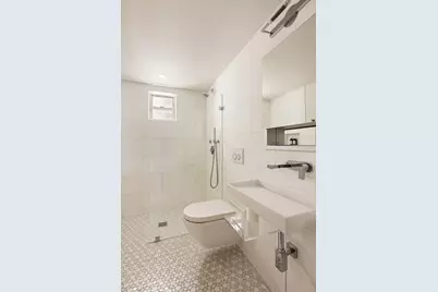 362 W 19th Street, New York City, NY 10011 - Photo 19