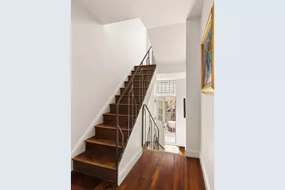 362 W 19th Street, New York City, NY 10011 - Photo 9