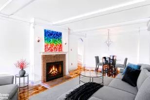 220 E 73rd St, New York City, NY 10021 - Photo 3